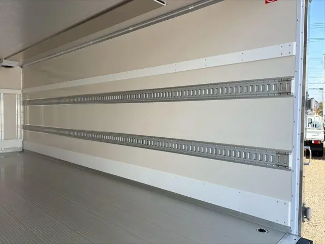 三菱 ファイター 2KG-FK65F(2WD)の写真10