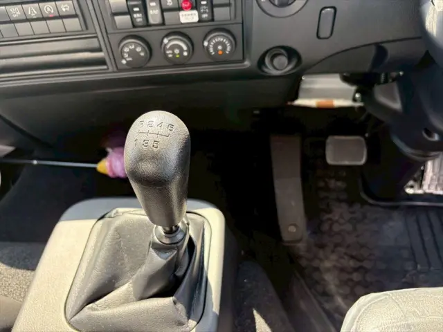 三菱 ファイター 2KG-FK65F(2WD)の写真23