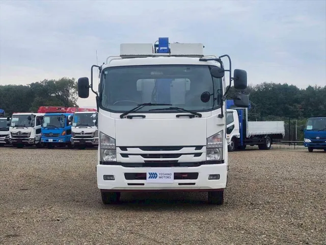 いすゞ フォワード LKG-FTR90S2(2WD)の写真13