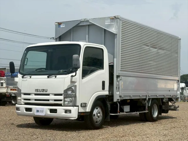 いすゞ エルフ BDG-NPR85AN(2WD)の写真1