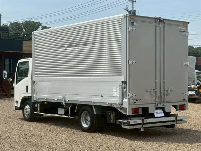 いすゞ エルフ BDG-NPR85AN(2WD)の写真3