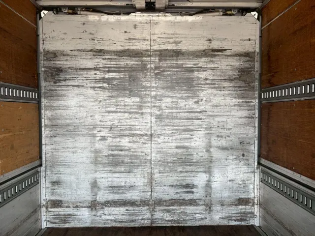 いすゞ エルフ BDG-NPR85AN(2WD)の写真7