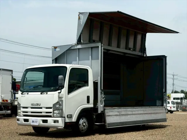 いすゞ エルフ BDG-NPR85AN(2WD)の写真14