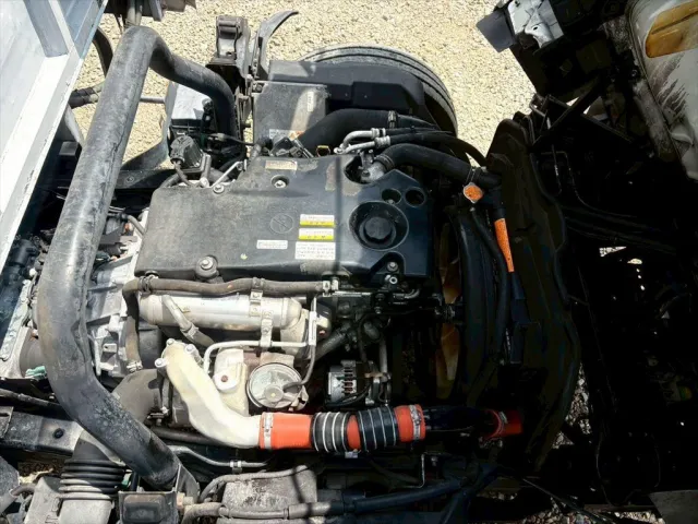 いすゞ エルフ BDG-NPR85AN(2WD)の写真18