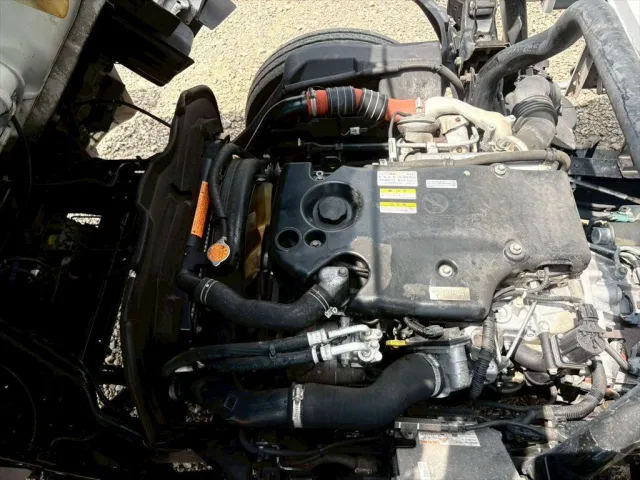 いすゞ エルフ BDG-NPR85AN(2WD)の写真19