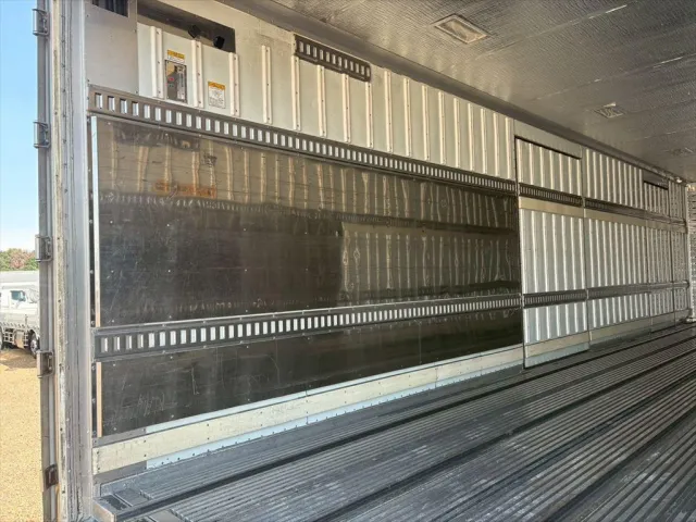 日野 プロフィア 2KG-FR1AHC(6x2)の写真9