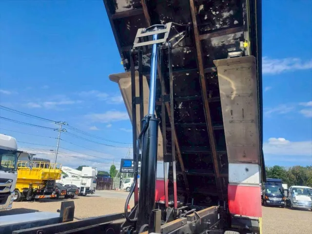 三菱 スーパーグレート QKG-FV60VZ改(6x4)の写真13