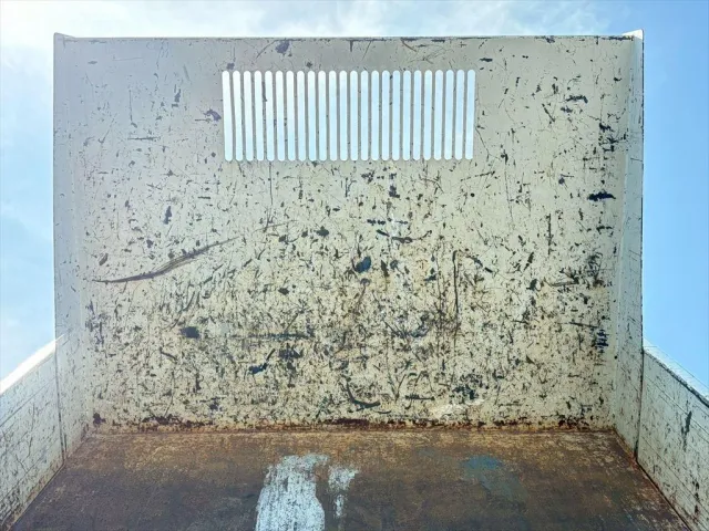 いすゞ エルフ 2RG-NJR88AN(2WD)の写真7