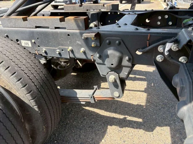 いすゞ エルフ 2RG-NJR88AN(2WD)の写真18