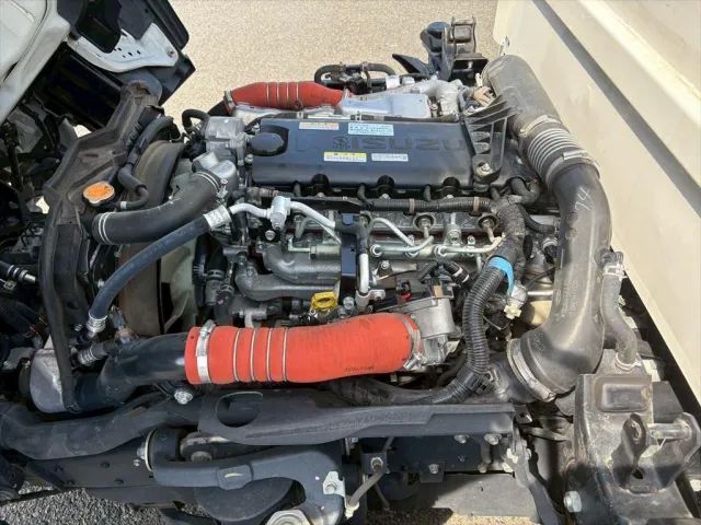 いすゞ エルフ 2RG-NJR88AN(2WD)の写真19