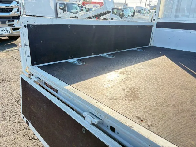 日野 デュトロ 2KG-XZU605M(2WD)の写真9