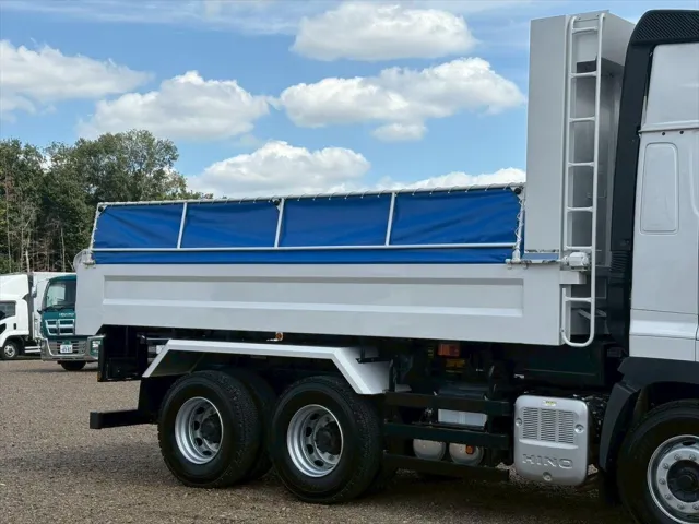 日野 プロフィア 2DG-FS1AGE(6x4)の写真5