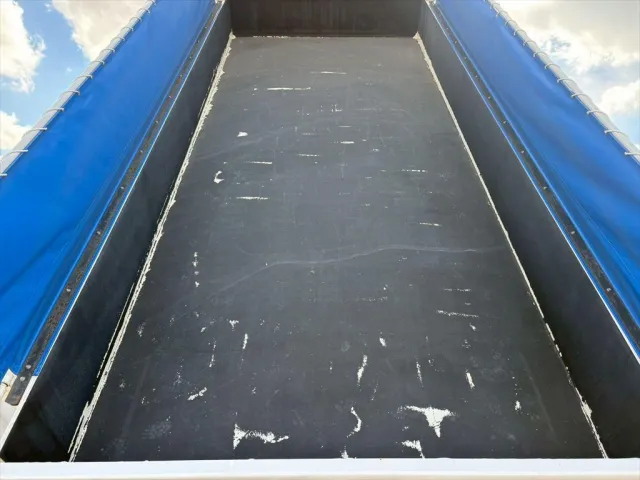 日野 プロフィア 2DG-FS1AGE(6x4)の写真8