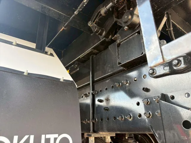 日野 プロフィア 2DG-FS1AGE(6x4)の写真16