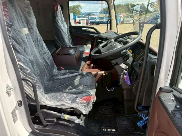 日野 プロフィア 2DG-FS1AGE(6x4)の写真21