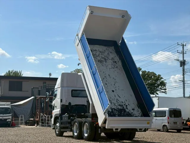 日野 プロフィア 2DG-FS1AGE(6x4)の写真11