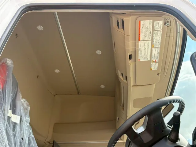 日野 プロフィア 2DG-FS1AGE(6x4)の写真24