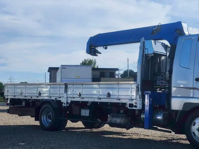 三菱 ファイター 2KG-FK61F(2WD)の写真5