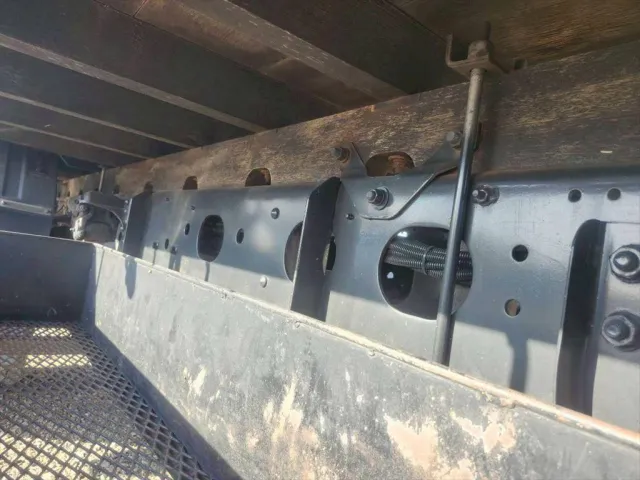 三菱 ファイター 2KG-FK61F(2WD)の写真16