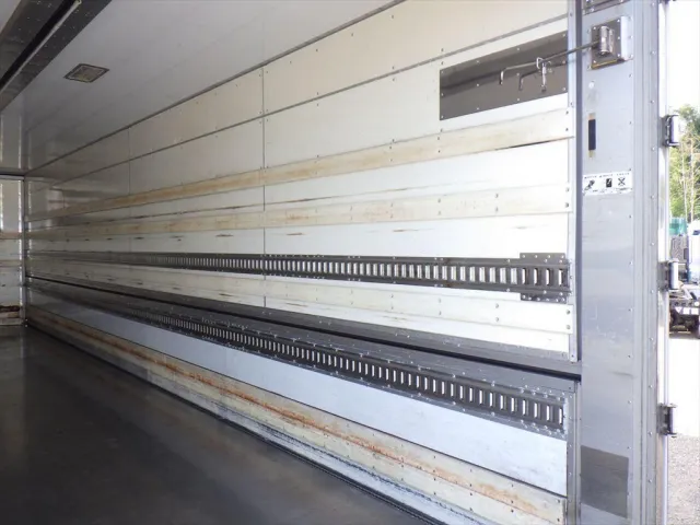 三菱 スーパーグレート QKG-FU54VZ(6x2)の写真10