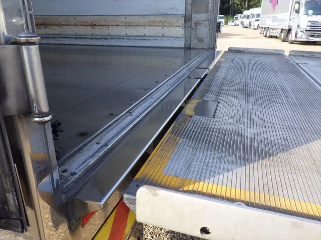 三菱 スーパーグレート QKG-FU54VZ(6x2)の写真13