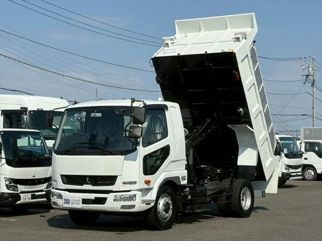 三菱 ファイター 2KG-FK62FZの写真1