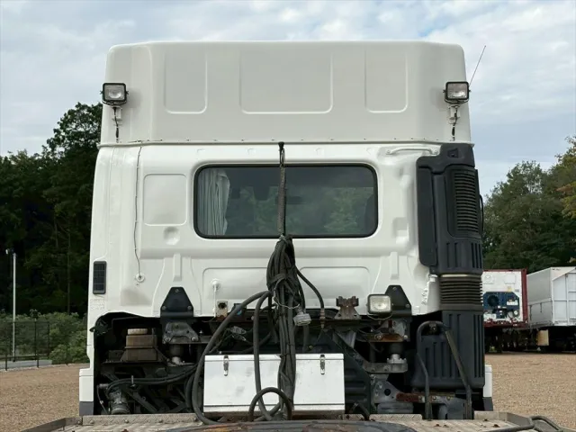 日野 プロフィア QDG-SS1EKDA(6x4)の写真7