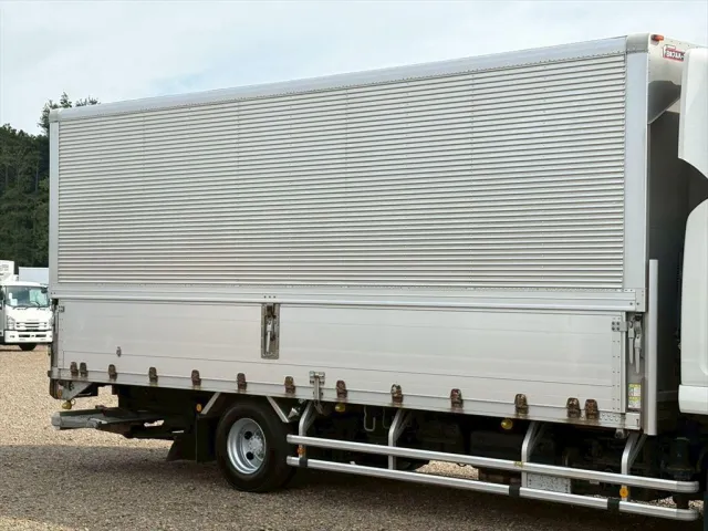 いすゞ フォワード 2RG-FRR90T2(2WD)の写真5