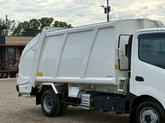 日野 デュトロ 2KG-XZU710M(2WD)の写真5