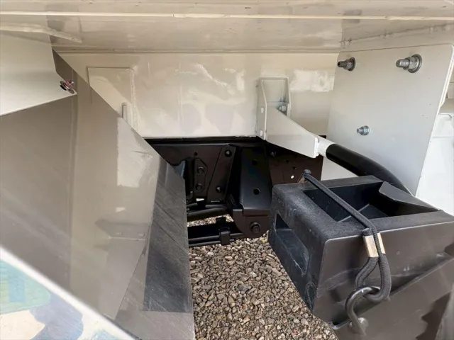 日野 デュトロ 2KG-XZU710M(2WD)の写真18