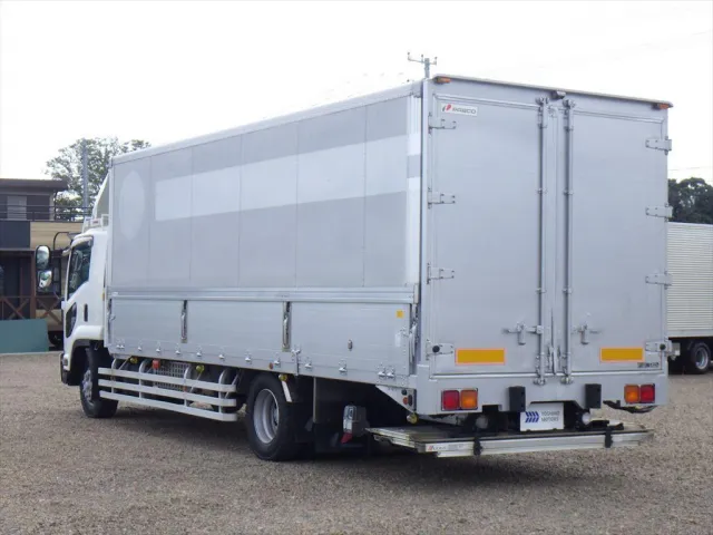 いすゞ フォワード PDG-FTR34T2(2WD)の写真3