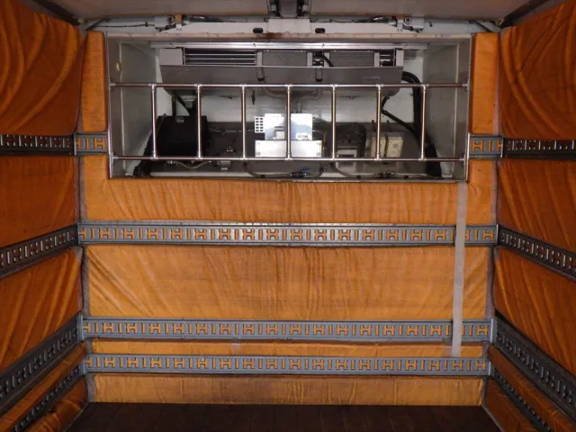 いすゞ フォワード PDG-FTR34T2(2WD)の写真7