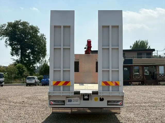 日野 プロフィア 2DG-FW1AHCの写真13