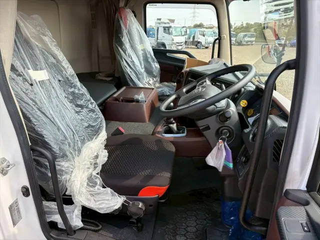 日野 プロフィア 2DG-FW1AHCの写真21