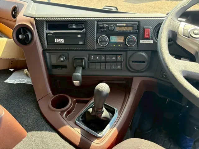 日野 プロフィア 2DG-FW1AHCの写真22