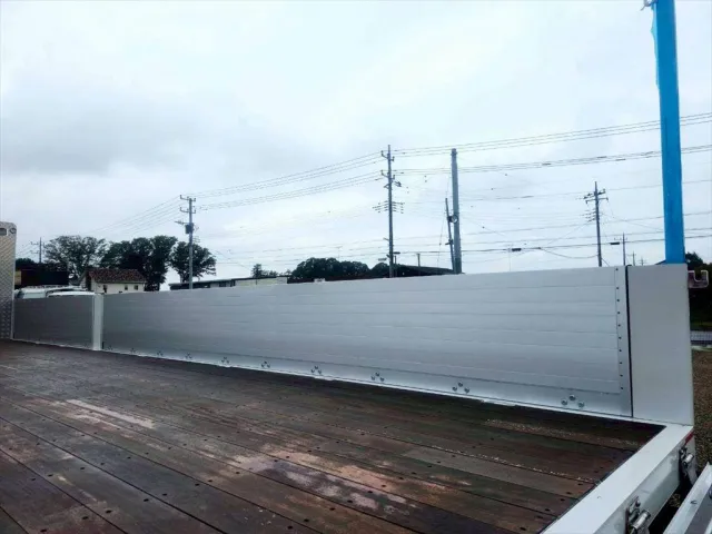 日野 プロフィア 2DG-FS1AHC(6x4)の写真10
