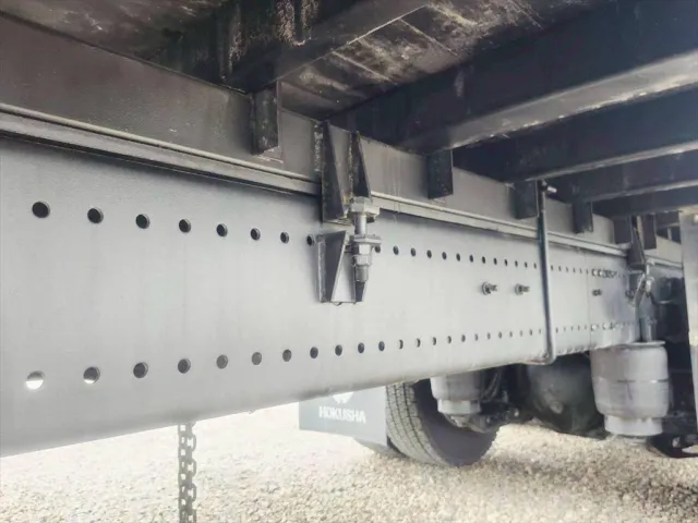 日野 プロフィア 2DG-FS1AHC(6x4)の写真15