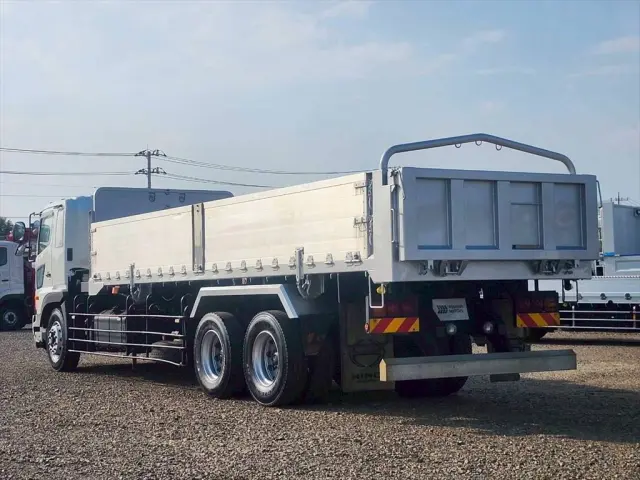 日野 プロフィア QPG-FS1AWEAの写真3