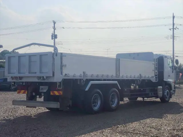 日野 プロフィア QPG-FS1AWEAの写真4