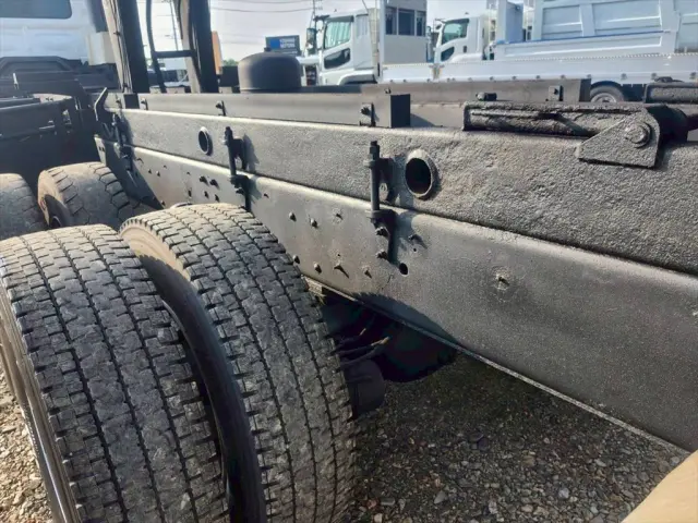 日野 プロフィア QPG-FS1AWEAの写真15