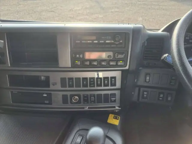 日野 プロフィア QPG-FS1AWEAの写真22