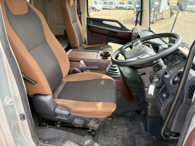 日野 レンジャー 2PG-FD2ABA(2WD)の写真21
