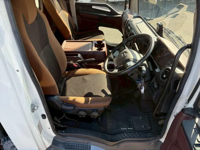 日野 レンジャー 2KG-FC2ABG(2WD)の写真21