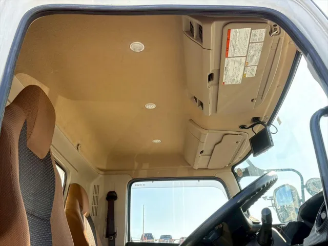 日野 レンジャー 2KG-FC2ABG(2WD)の写真24