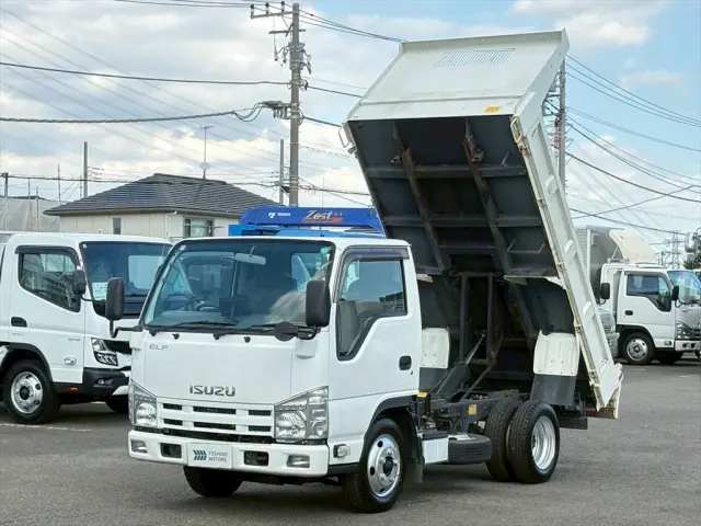 いすゞ エルフ TKG-NJR85ADの写真1