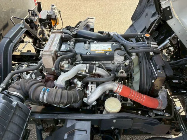 いすゞ フォワード 2RG-FRR90S2(2WD)の写真19