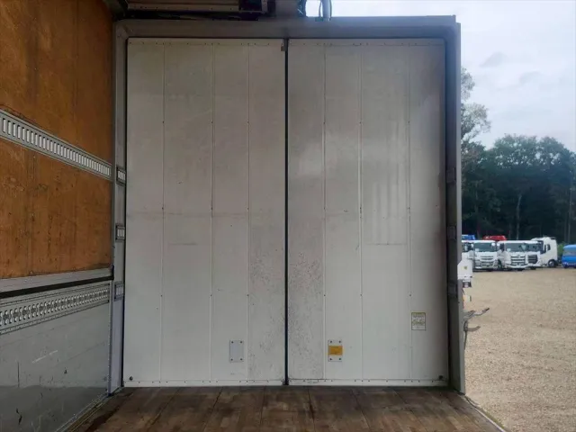 日野 プロフィア 2PG-FS74HZ(6x4)の写真13