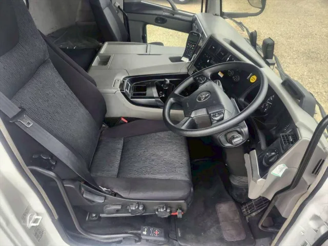 日野 プロフィア 2PG-FS74HZ(6x4)の写真21