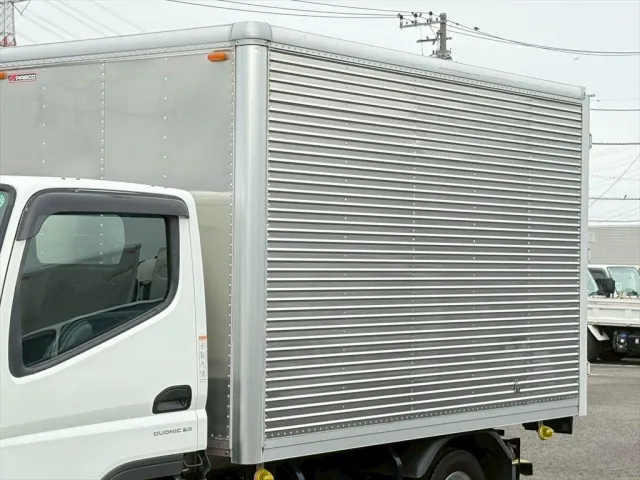 三菱 キャンター 2RG-FBA20(2WD)の写真6