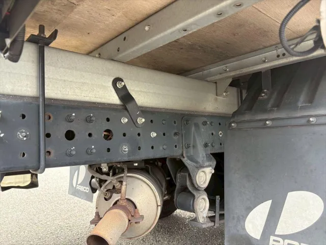 三菱 キャンター 2RG-FBA20(2WD)の写真18